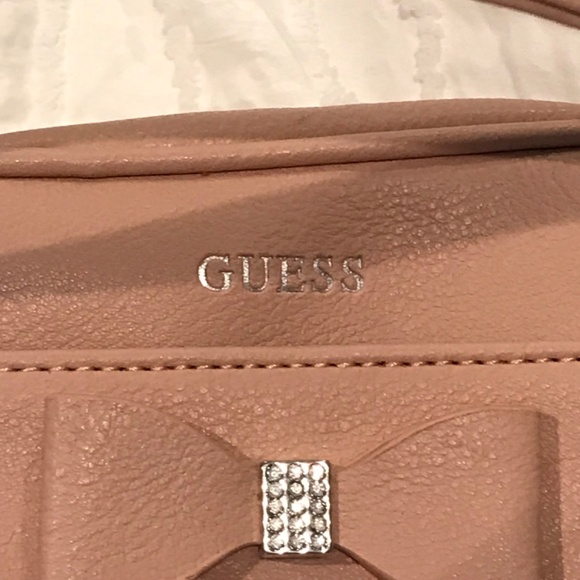 Guess Bella wallet on a String crossbody NWOT - Picture 6 of 7